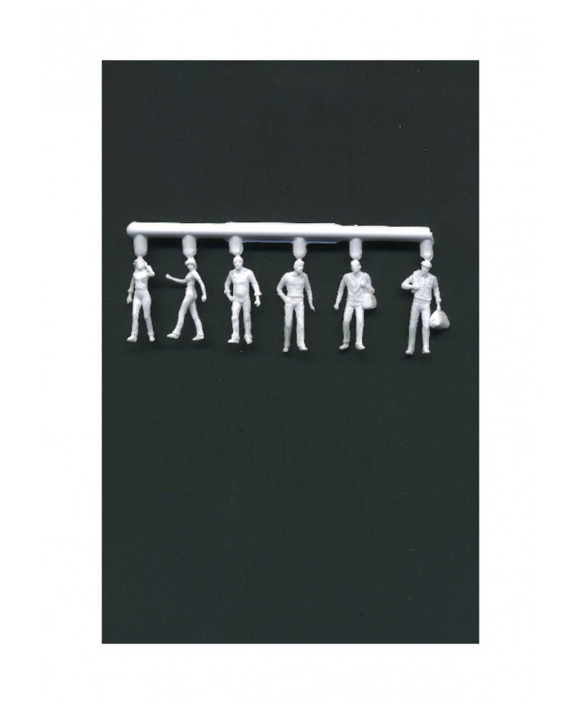 2 femmes & 4 hommes marchant en polystyrène blanc moulé - échelle : 1/100 ( 608011 )