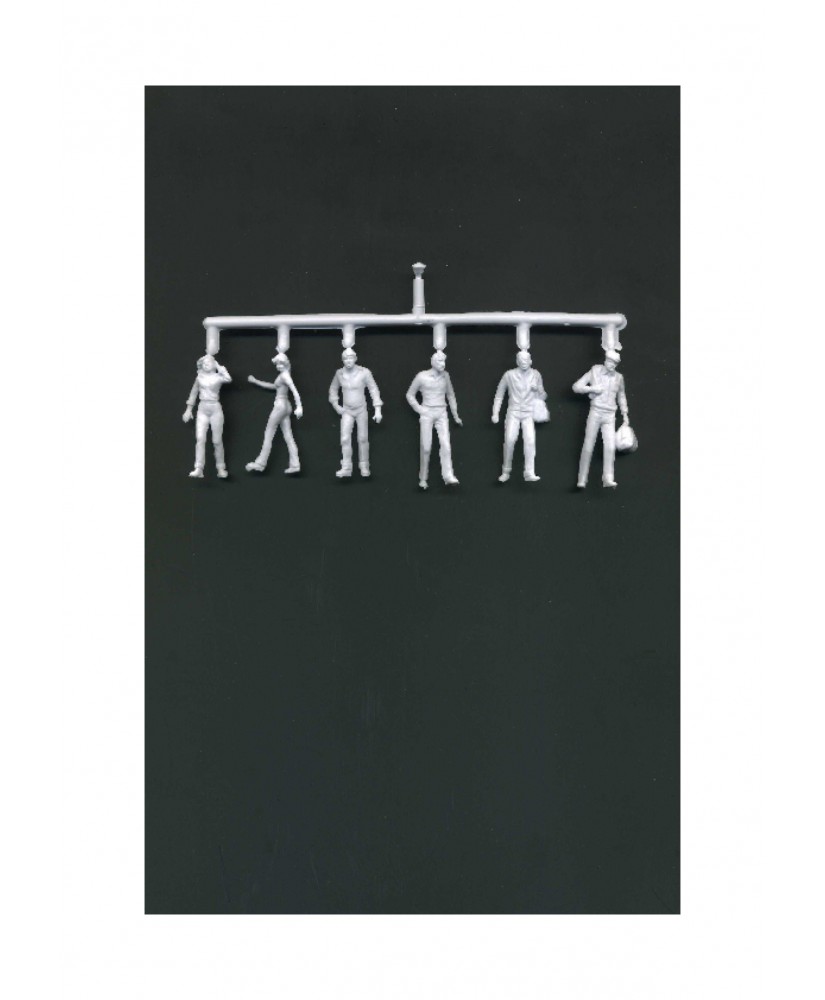 2 femmes & 4 hommes marchant en polystyrène blanc moulé - échelle : 1/50 ( 608014 )