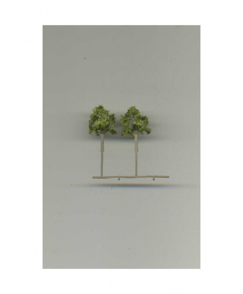 2 arbres feuillus en métal photodécoupé et floqué vert clair - 25,00mm ( 606750 )